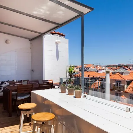 Appartement Amazing Rooftop Terrace With River And Historic View 4 Bedrooms 4 Bathrooms Ac 19th Century Building Chiado Lissabon
