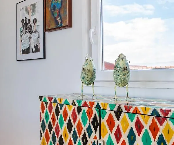 Amazing Rooftop Terrace With River And Historic View 4 Bedrooms 4 Bathrooms Ac 19th Century Building Chiado Апартаменты