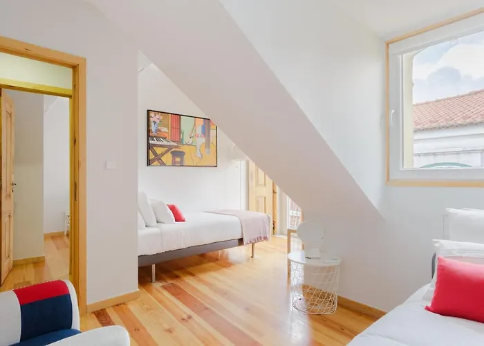 아파트 Amazing Rooftop Terrace With River And Historic View 4 Bedrooms 4 Bathrooms Ac 19th Century Building Chiado *